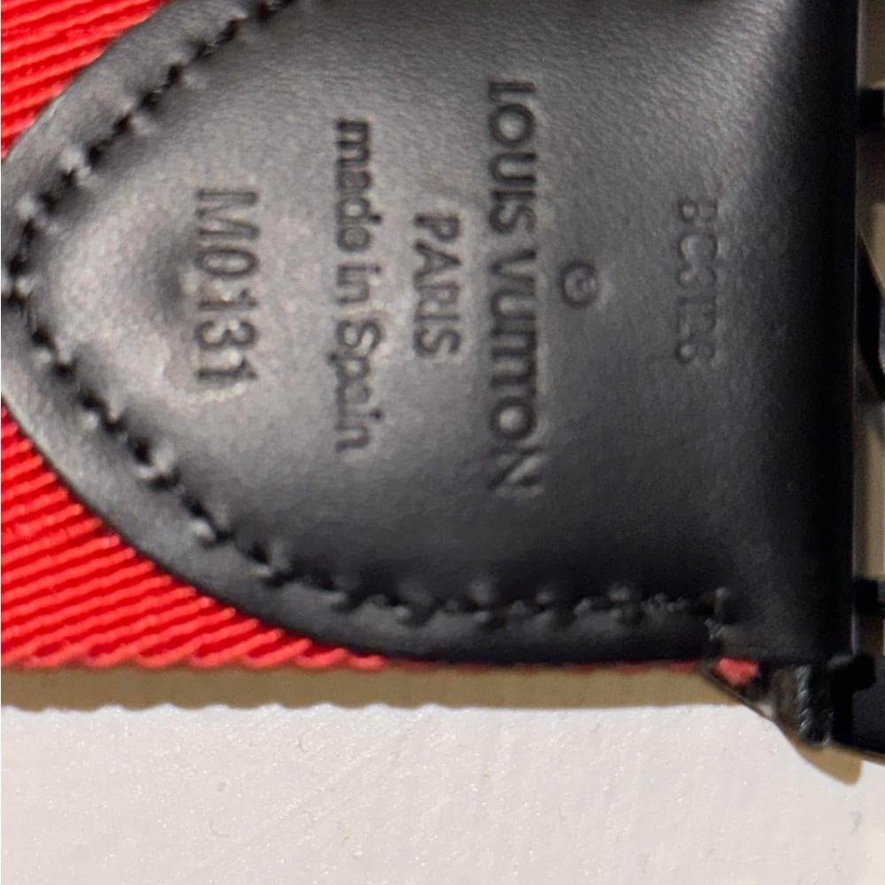 Louis Vuitton Circle Monogrammed Eclipse Belt - 85cm/34 inches - Picture 6 of 13